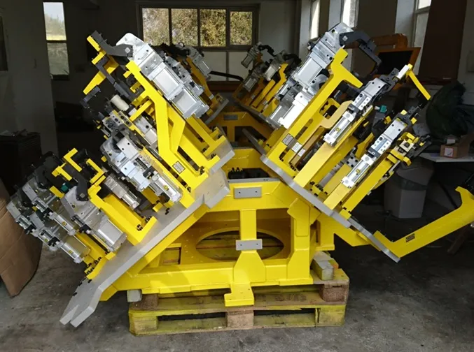 Gluing fixture