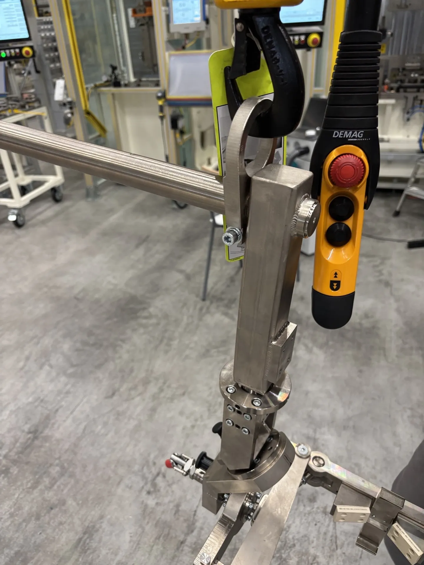 Lifting device
