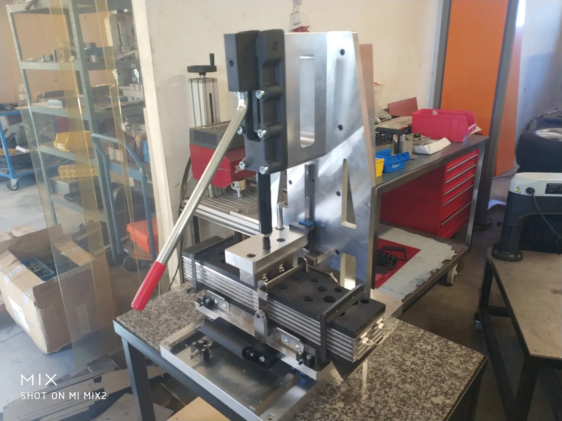 Assembly fixture