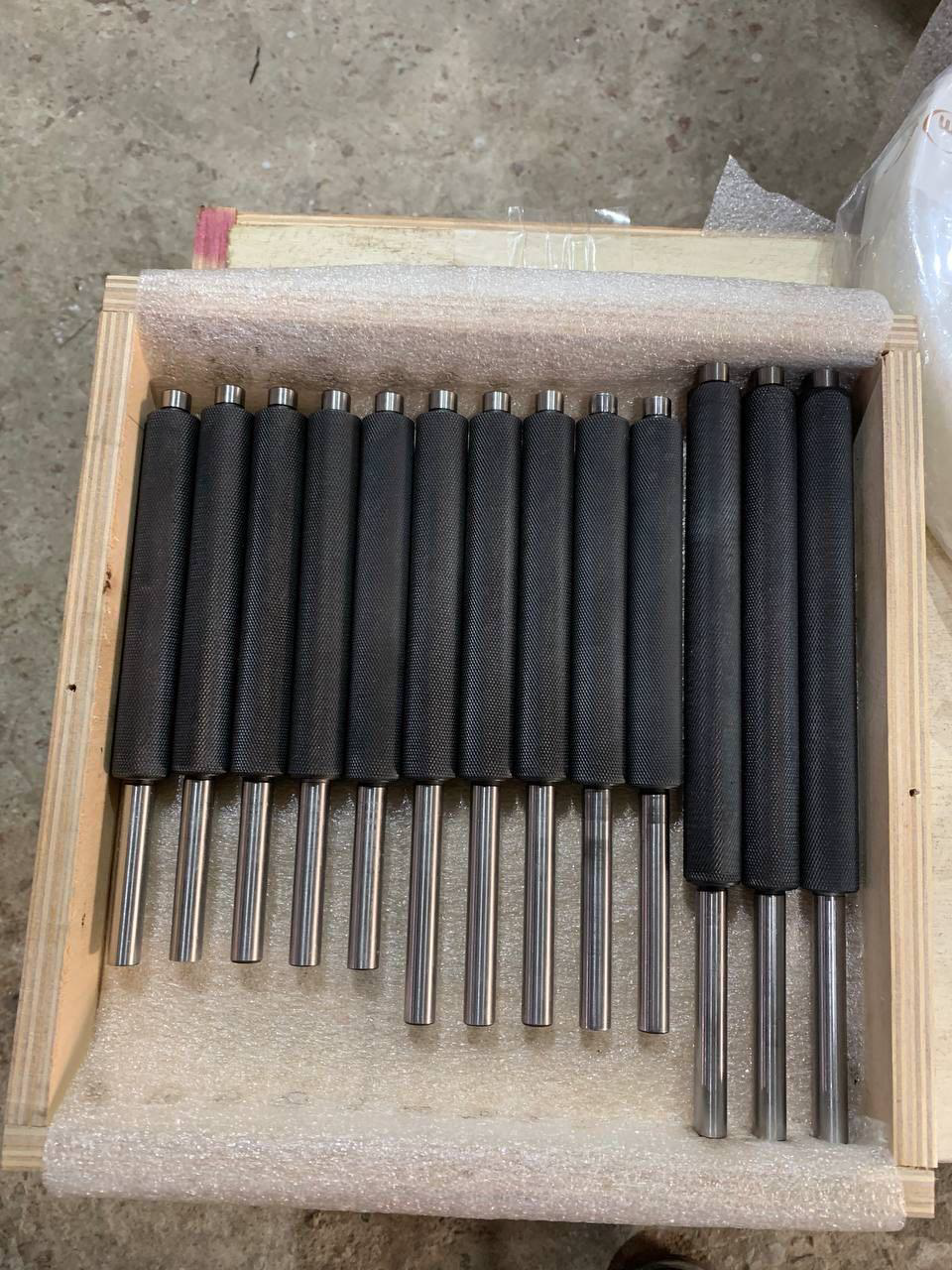 Roll rubber coating
