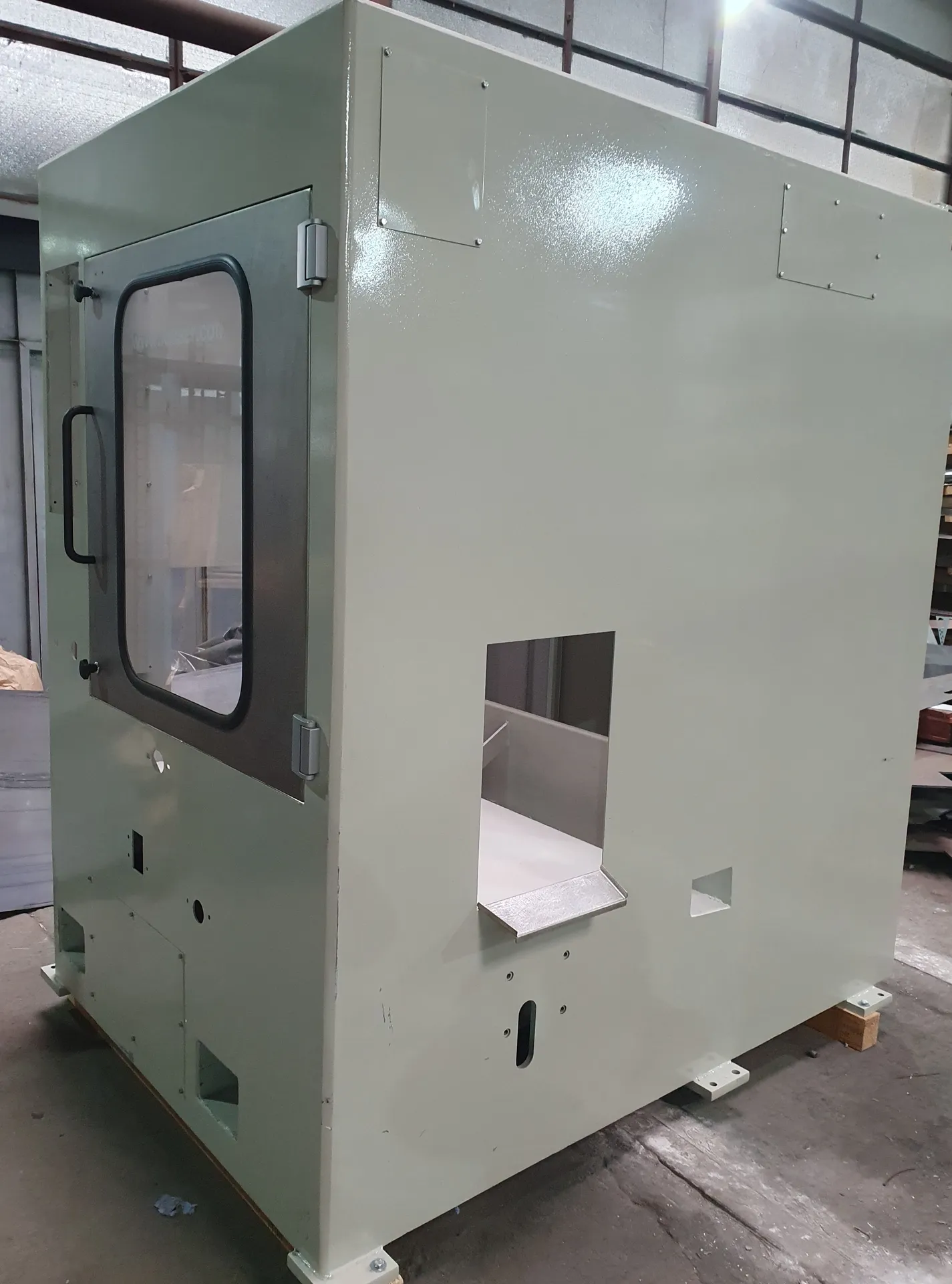 Welded structures (laser cutting, bending, welding, painting))
