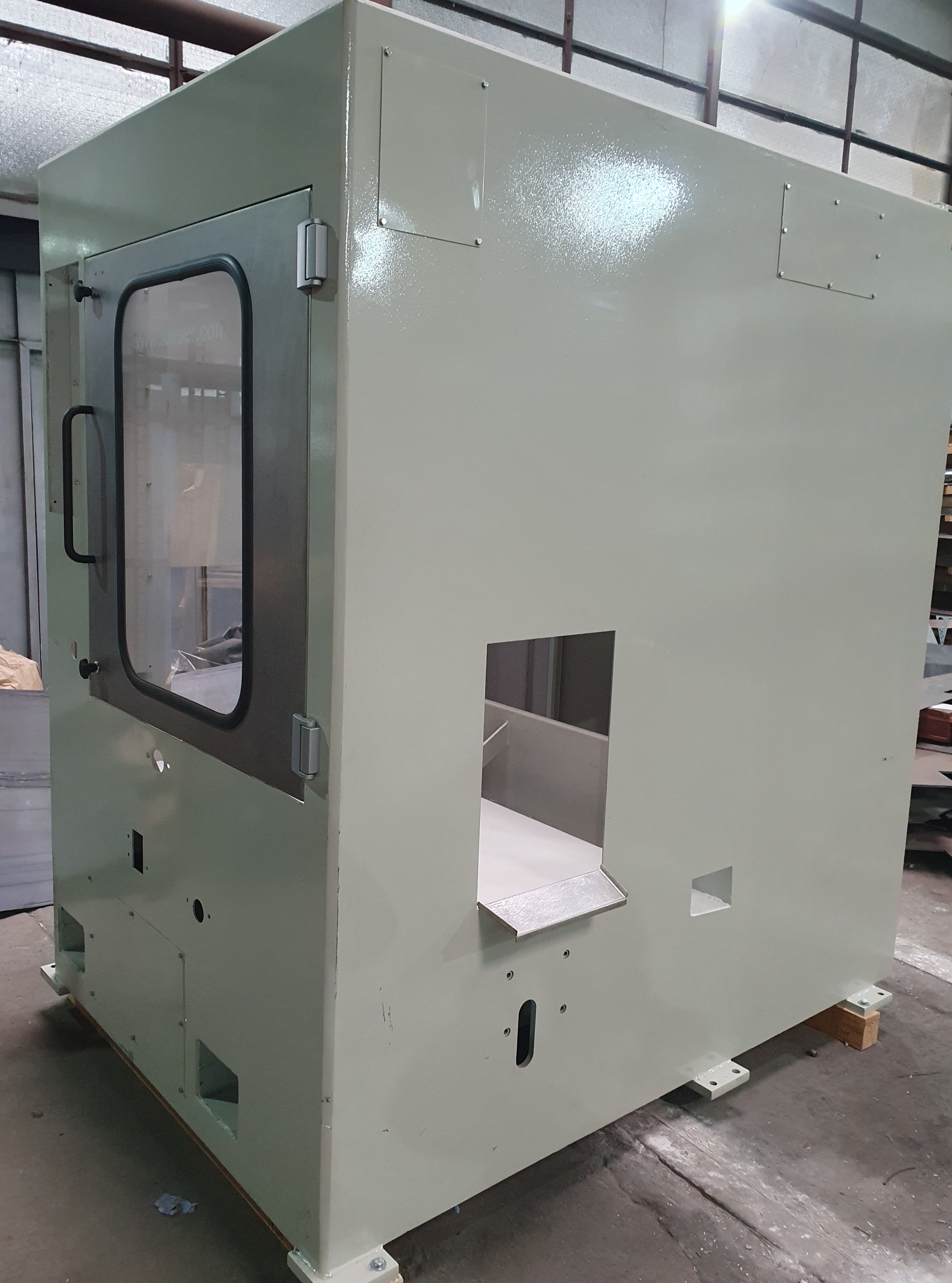Welded structures (laser cutting, bending, welding, painting))