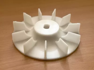 Plastic fin for Electromotor