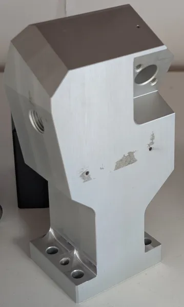 VERTEILERBLOCK