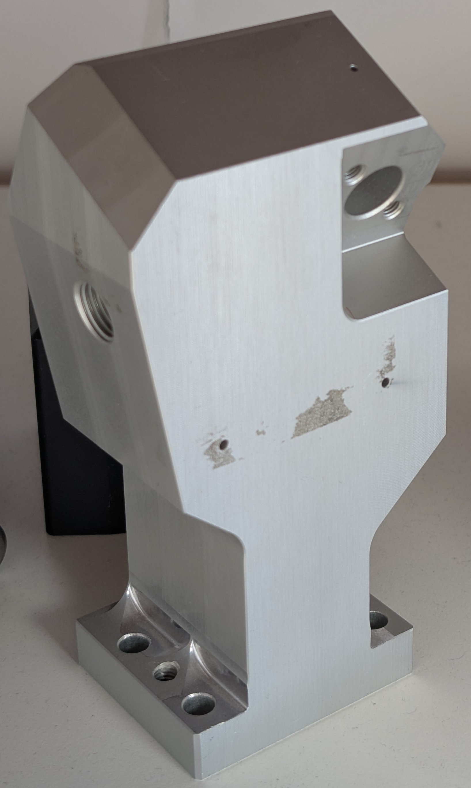 VERTEILERBLOCK