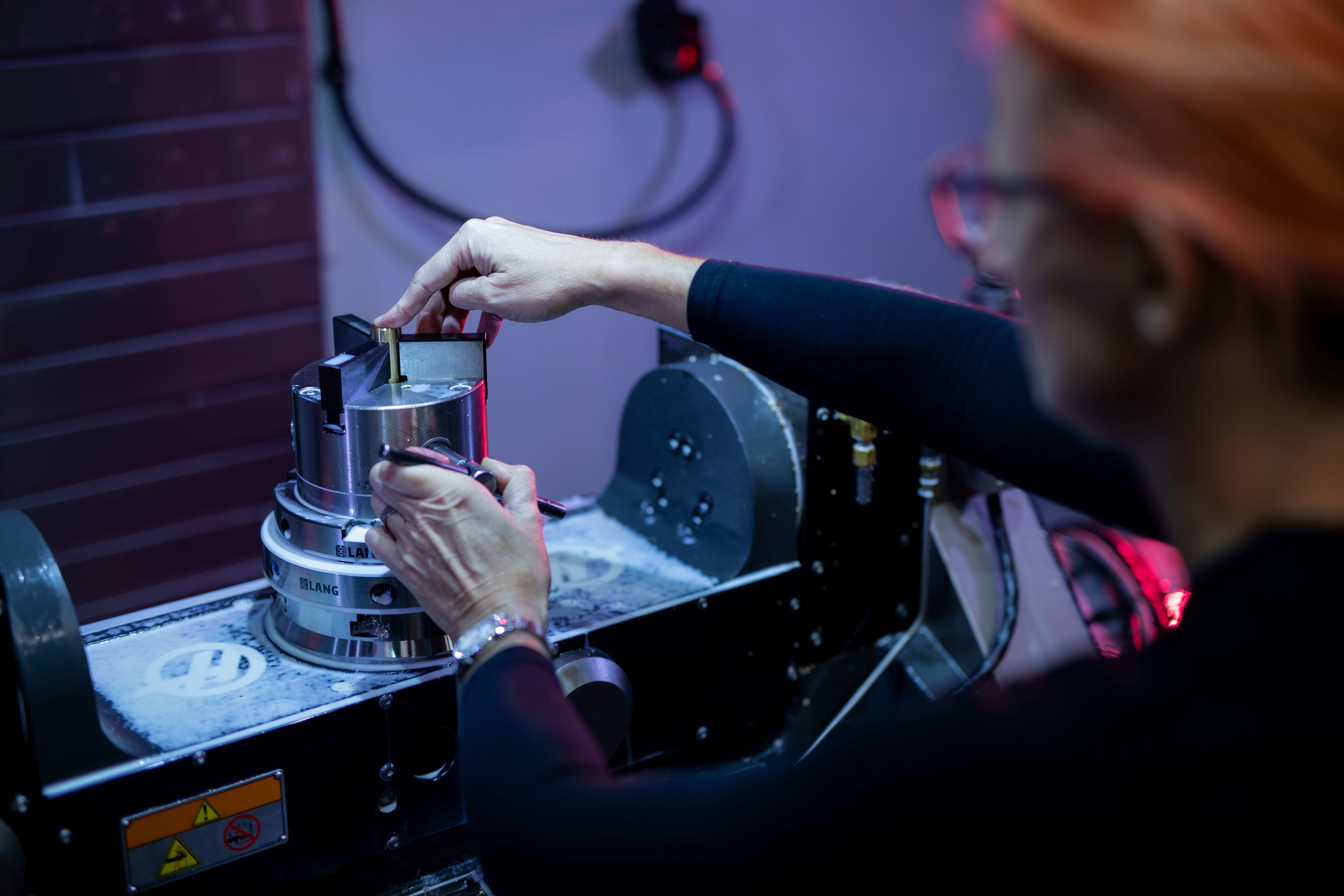 5-Axis mit 3-Backenfutter