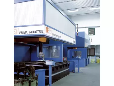 Laser 3200x1500x600 mm Stahl bis 20 mm Edelstahl bis 10 mm