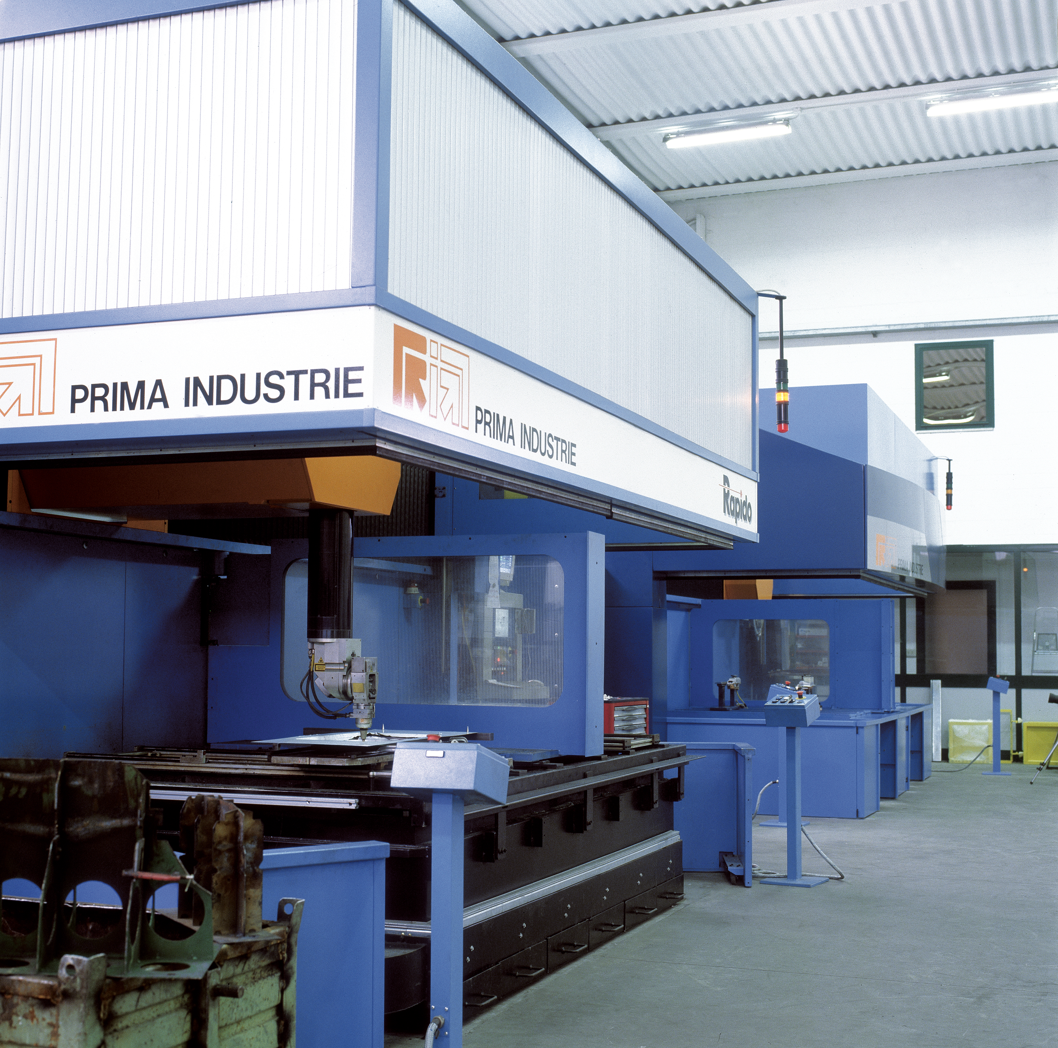 Laser 3200x1500x600 mm Stahl bis 20 mm Edelstahl bis 10 mm
