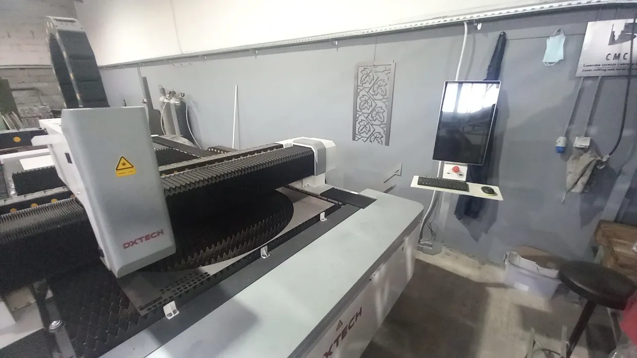 Laser cutting machine 1.5 kW