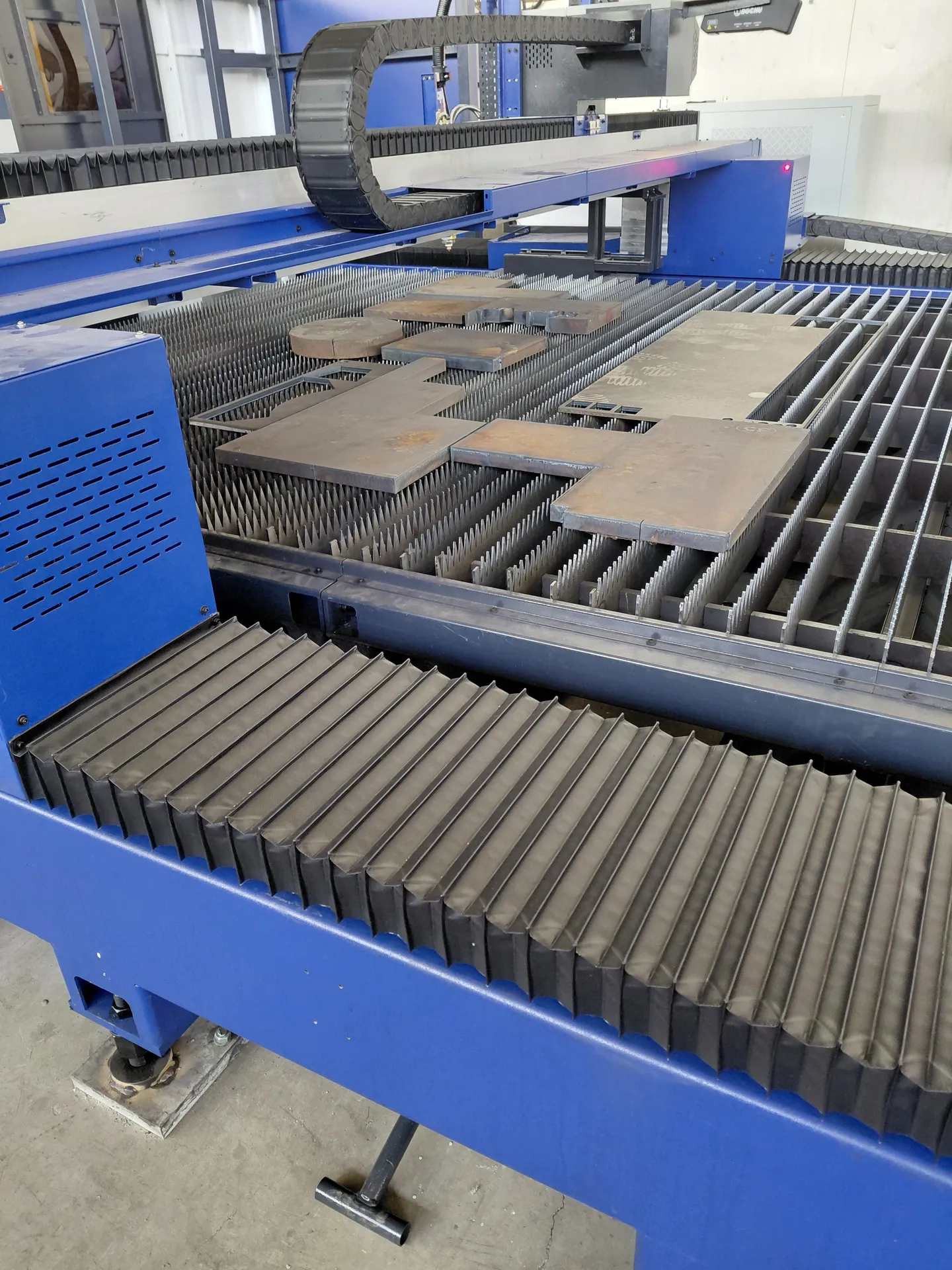 3D Laser cutting machine - 30 kW