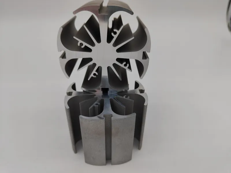 Kundenspezifische Kühlrippe aus Aluminium