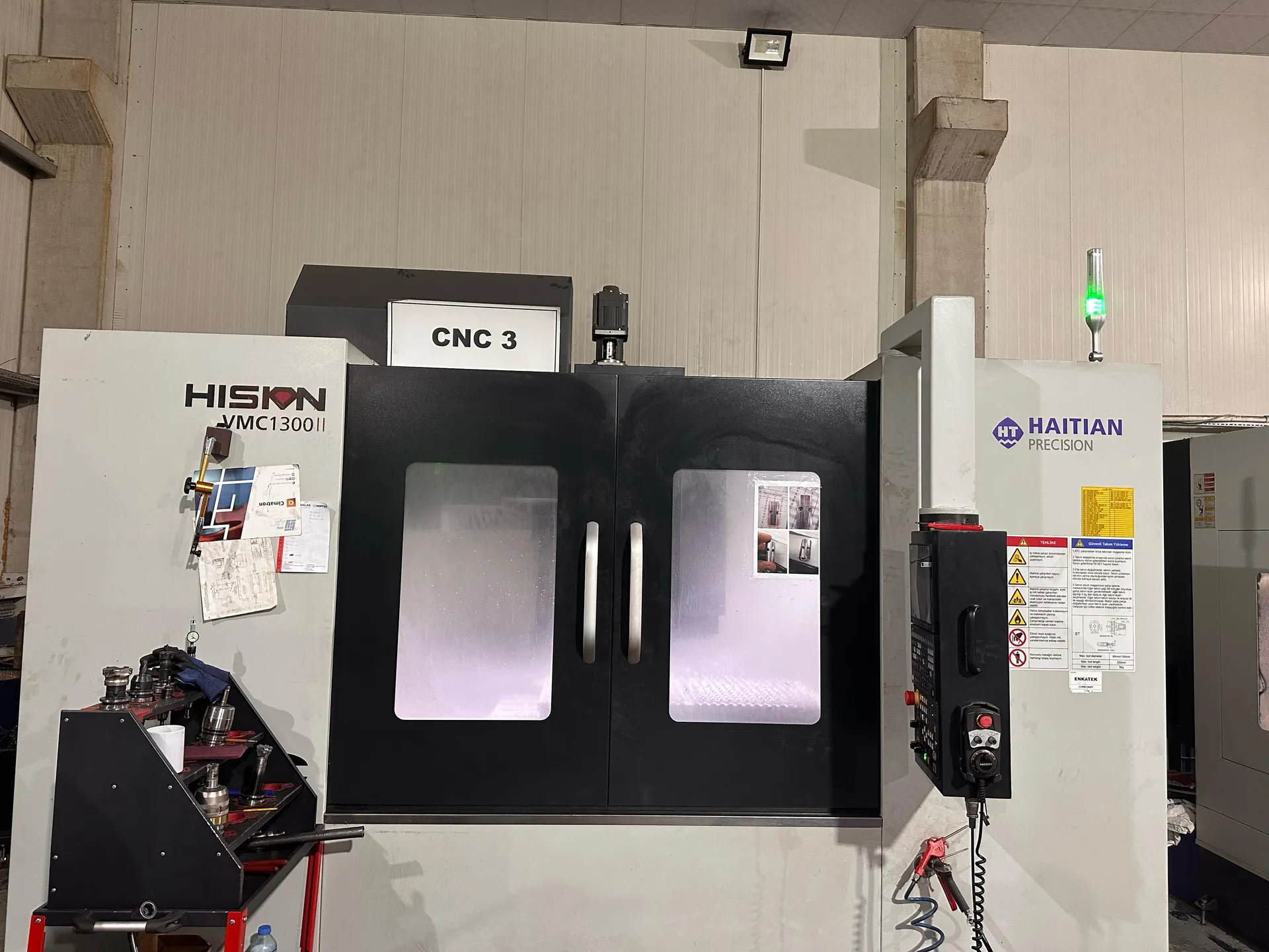 CNC Vertical Machining Center 3 Axis / Haitian VMC1300II