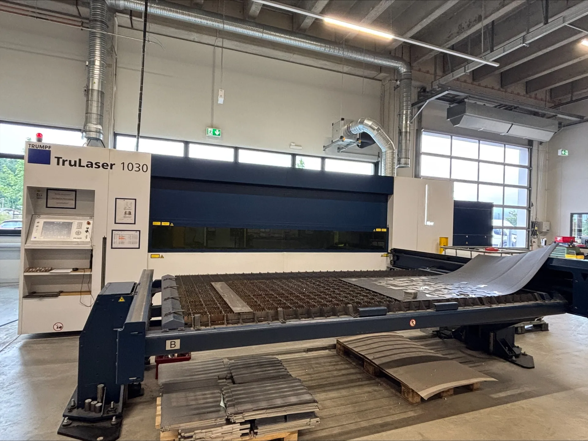 Laserschneidmaschine/ TruLaser 1030