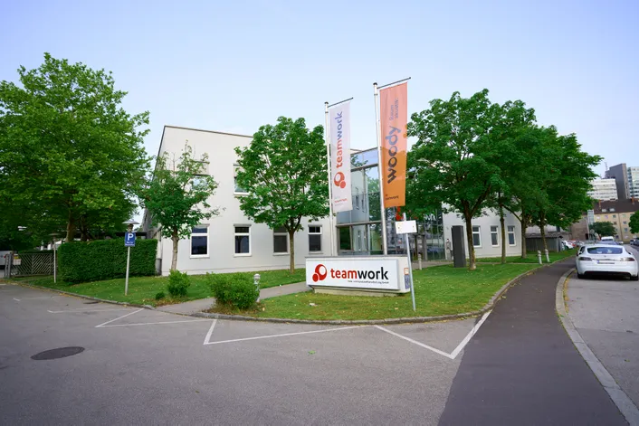 teamwork Holz- und Kunststoffverarbeitung GmbH