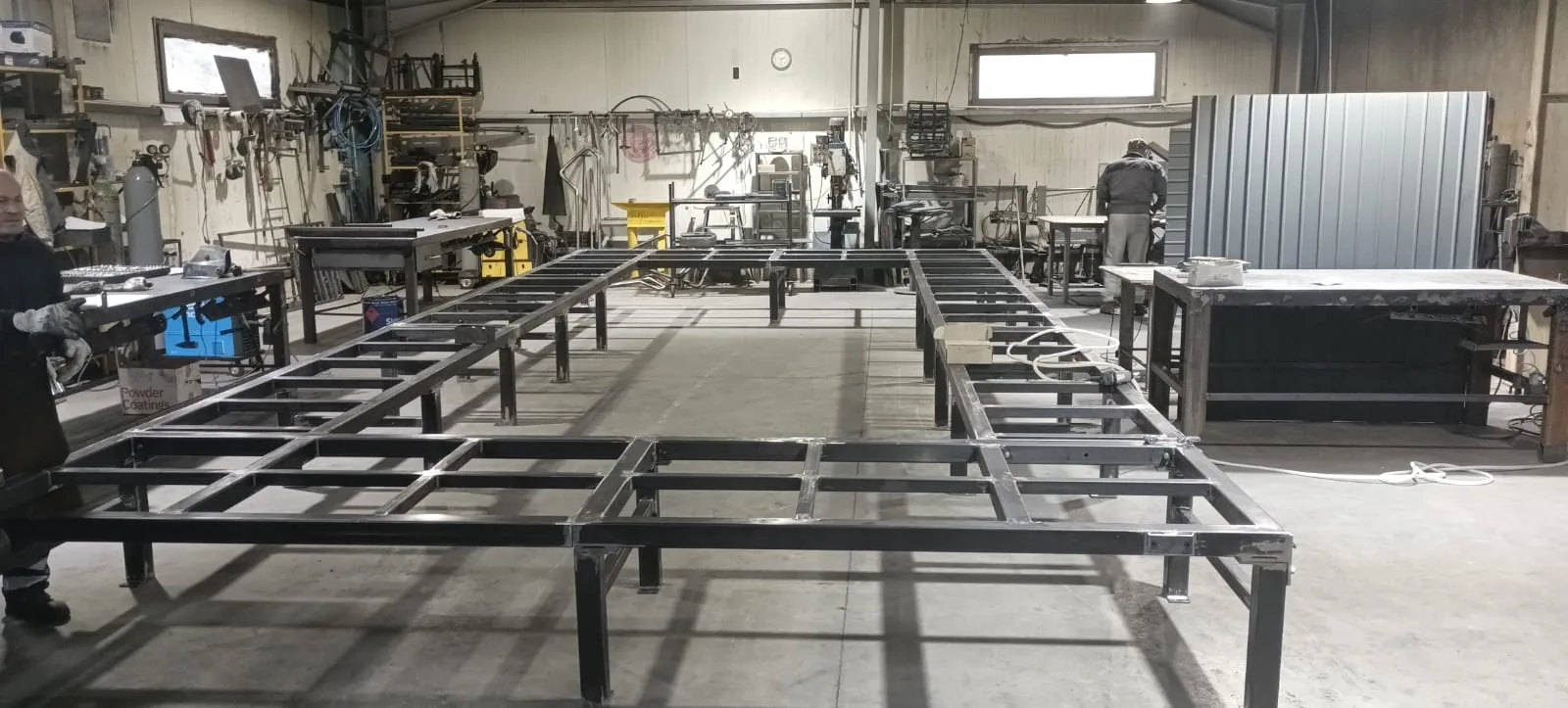 Platform  pipe 80x80x5 (for a injection molde machine)