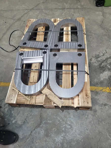 Platte for wind turbine system with chemical galvanizing treatement