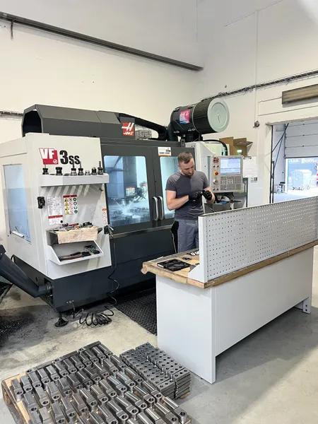 Haas VF3ss