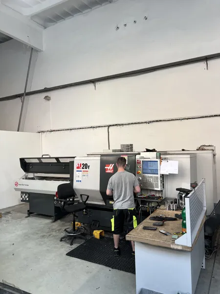 Haas ST20Y