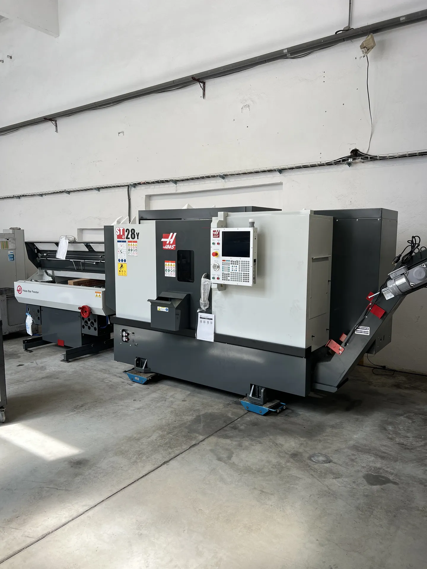 Haas ST28Y