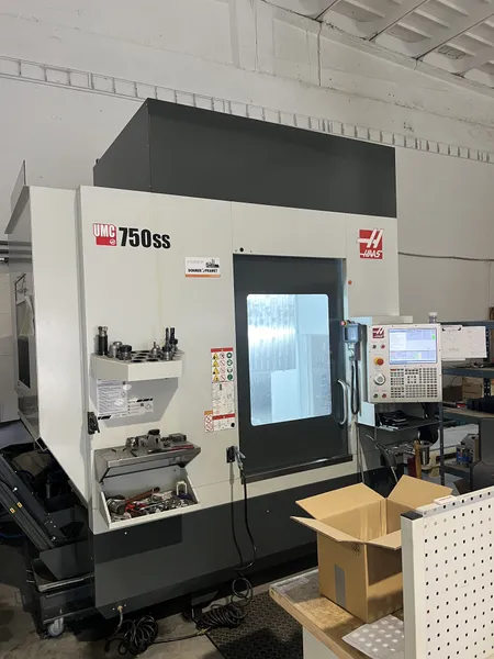 Haas UMC750ss