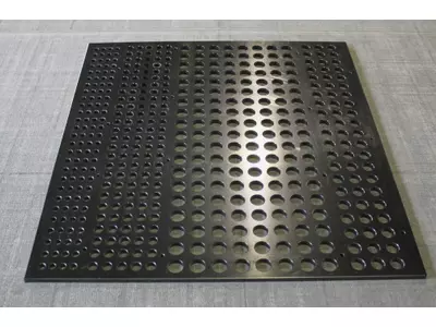 PE Schwarz Lochplatten