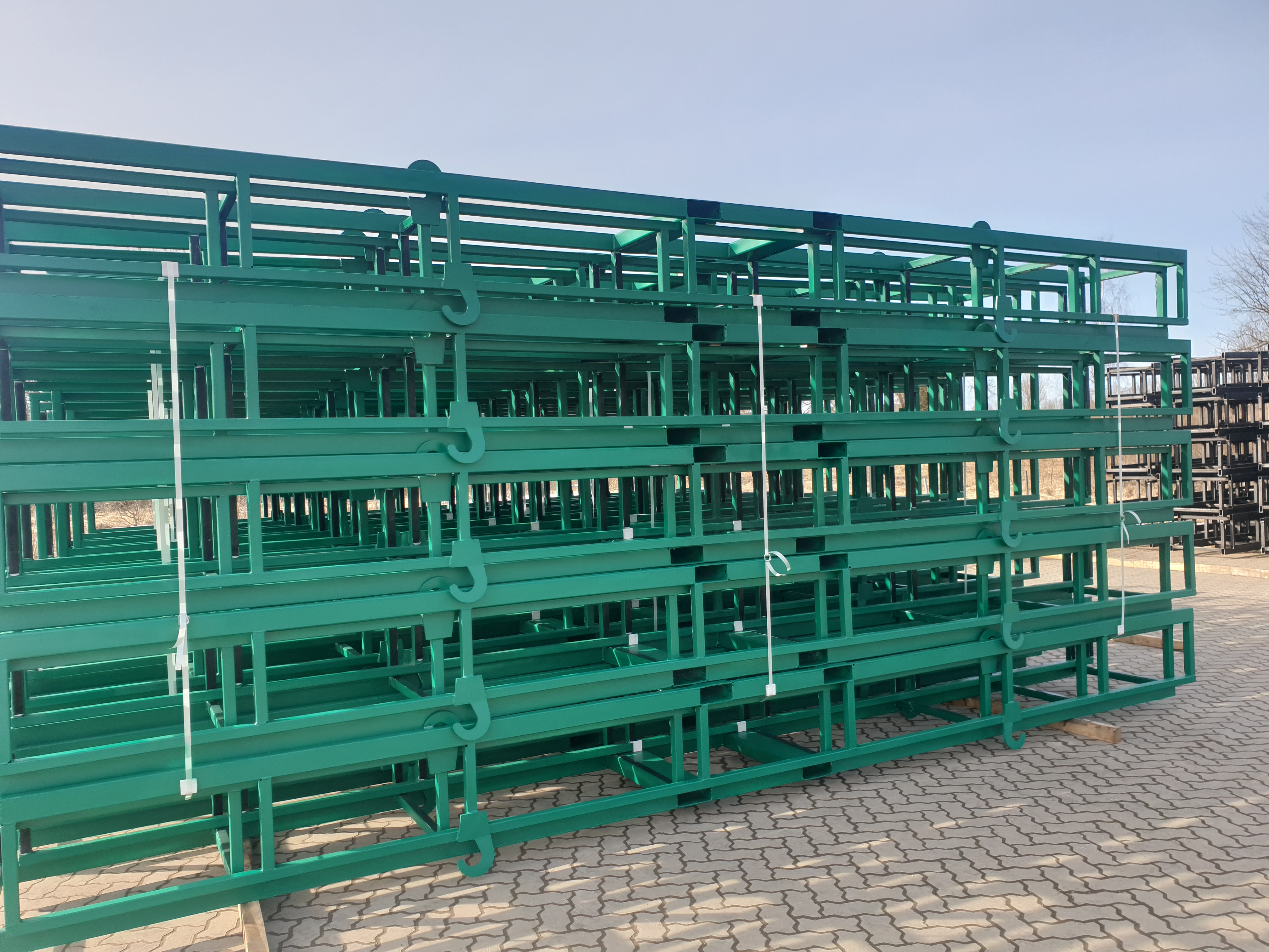 Profile Extrusion Container