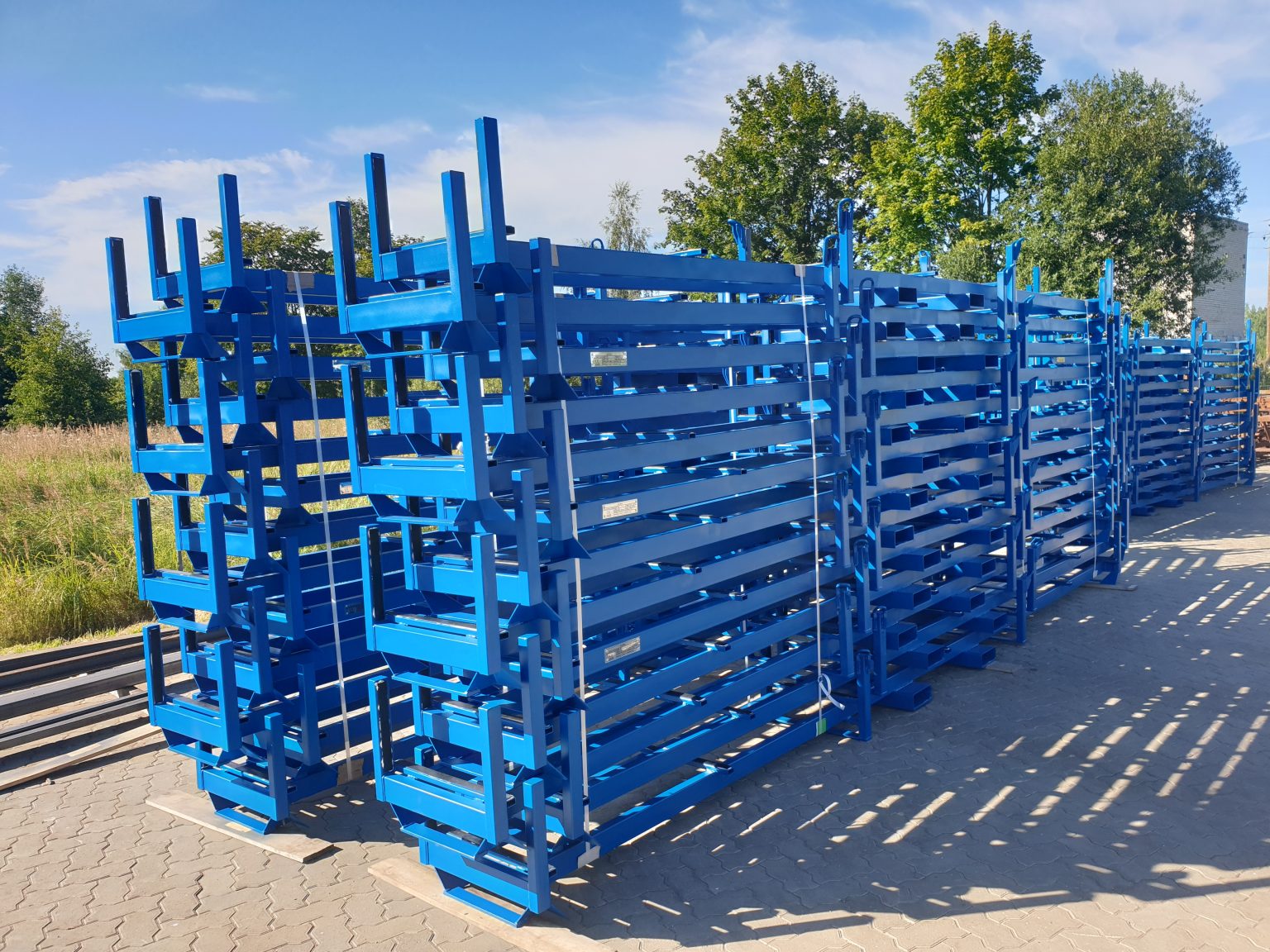 Aluminum Extrusion Container