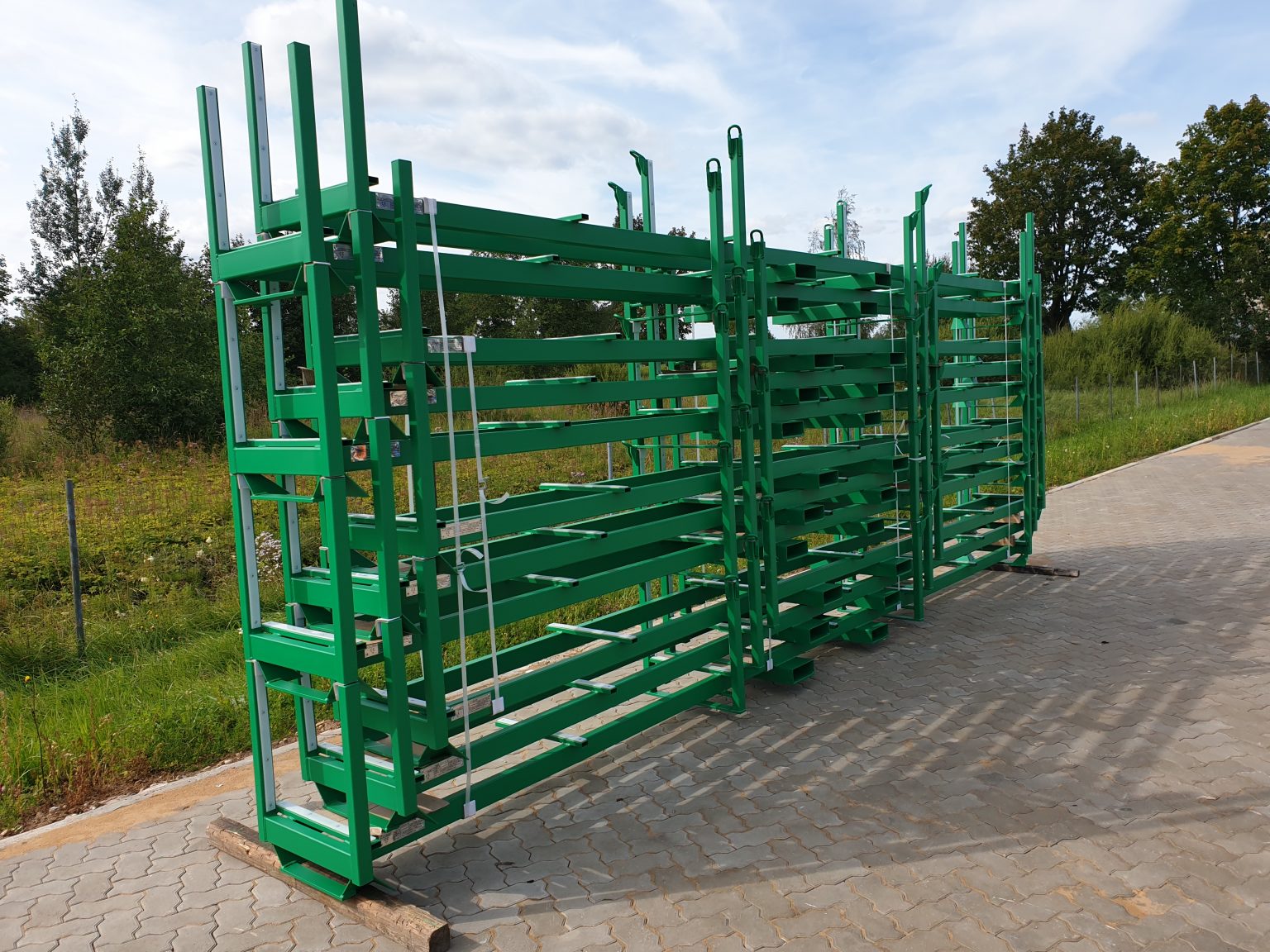 Aluminum Extrusion Container