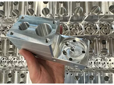 Componenti industriali di precisione