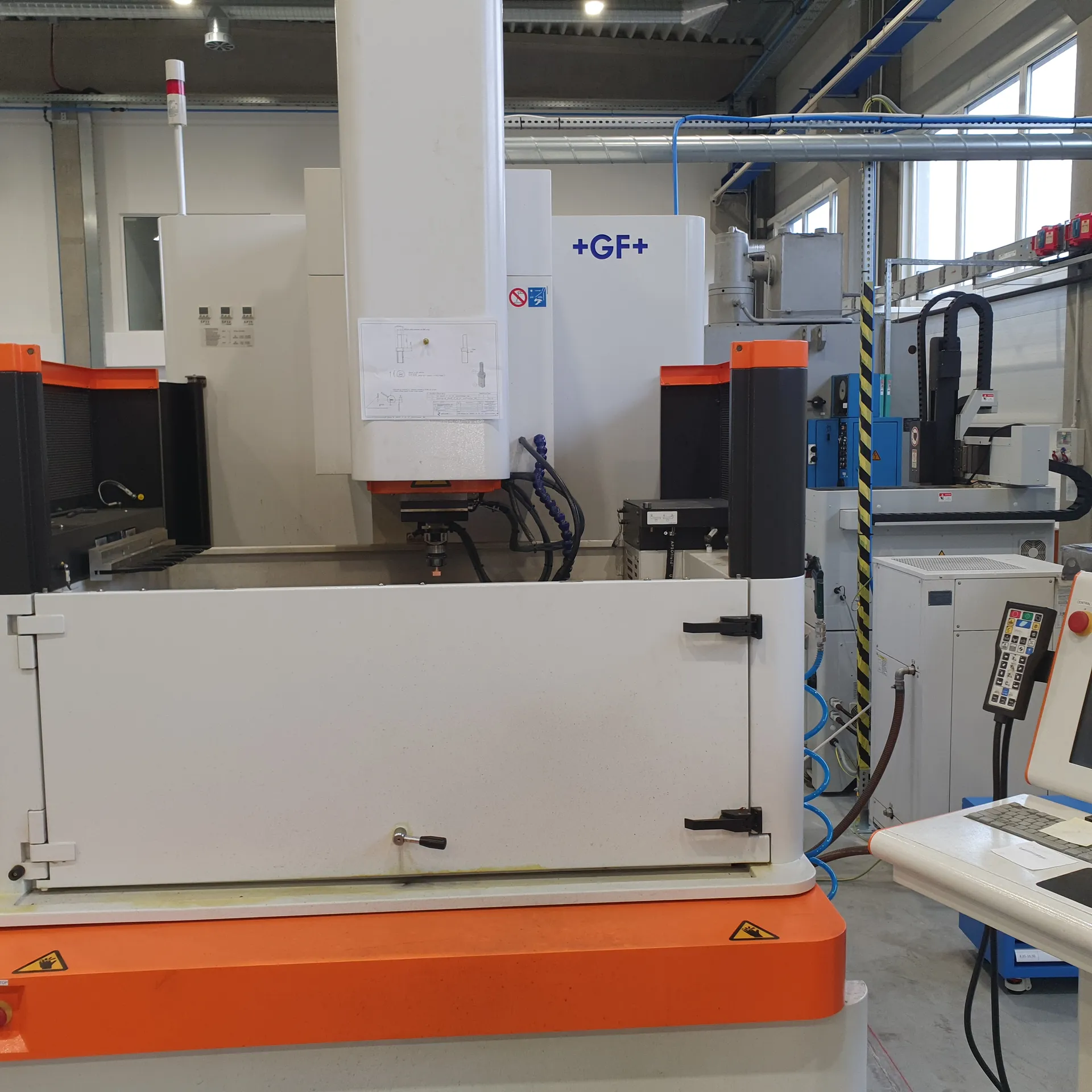 Wire cut EDM AgieCharmilles CUT E600
