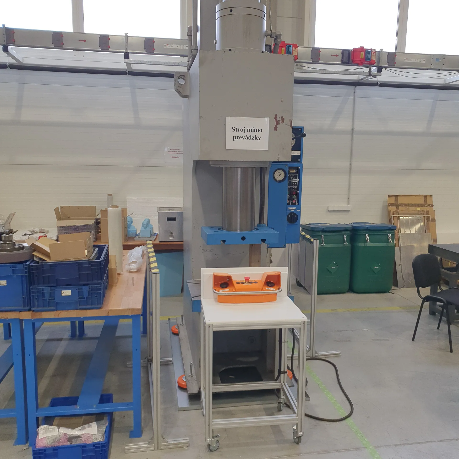 Hydraulic pressing machine PYE100T