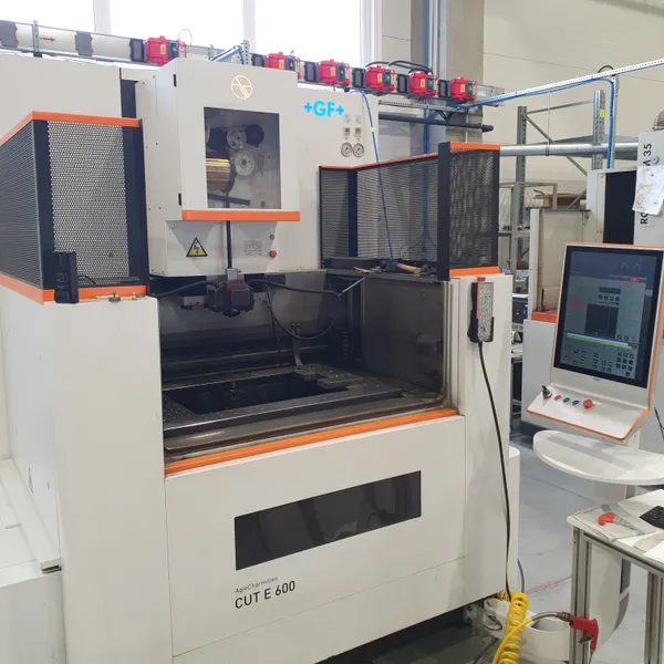 EDM AgieCharmilles FORM600