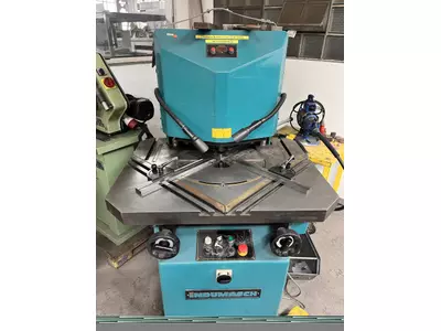 Hydraulische Ausklinkmaschine Model 204