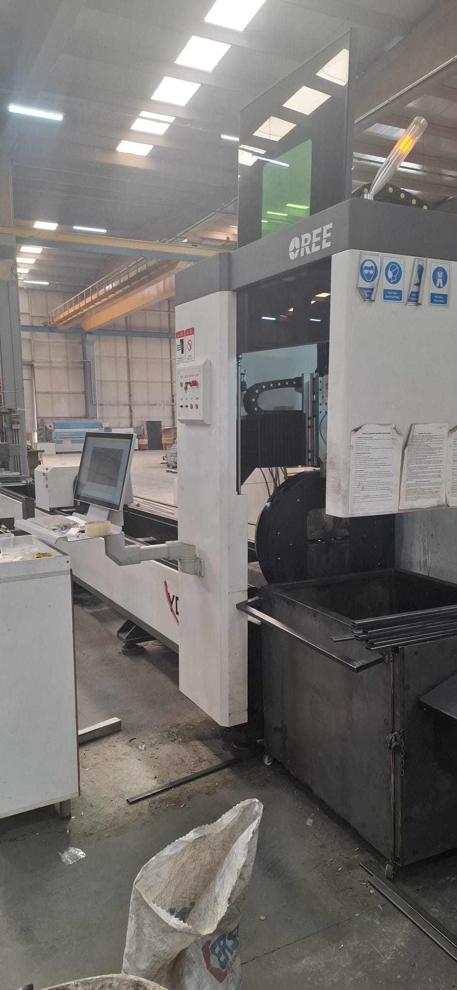 Laser Cutting Tube & Section, 6 mt, 240 diameter