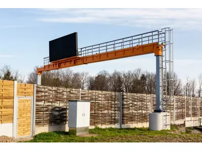 Verkehrszeichenbrücke