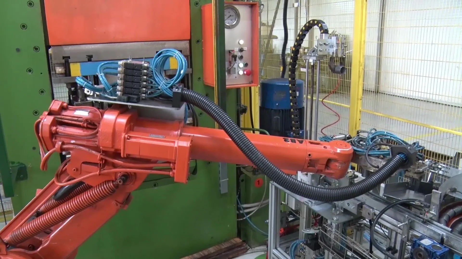 Robot line with stamping