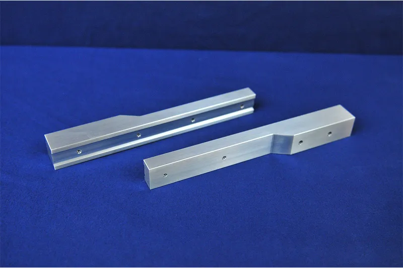 Custom aluminum CNC Machining Part - 04