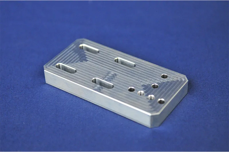 Custom aluminum CNC Machining Part - 08