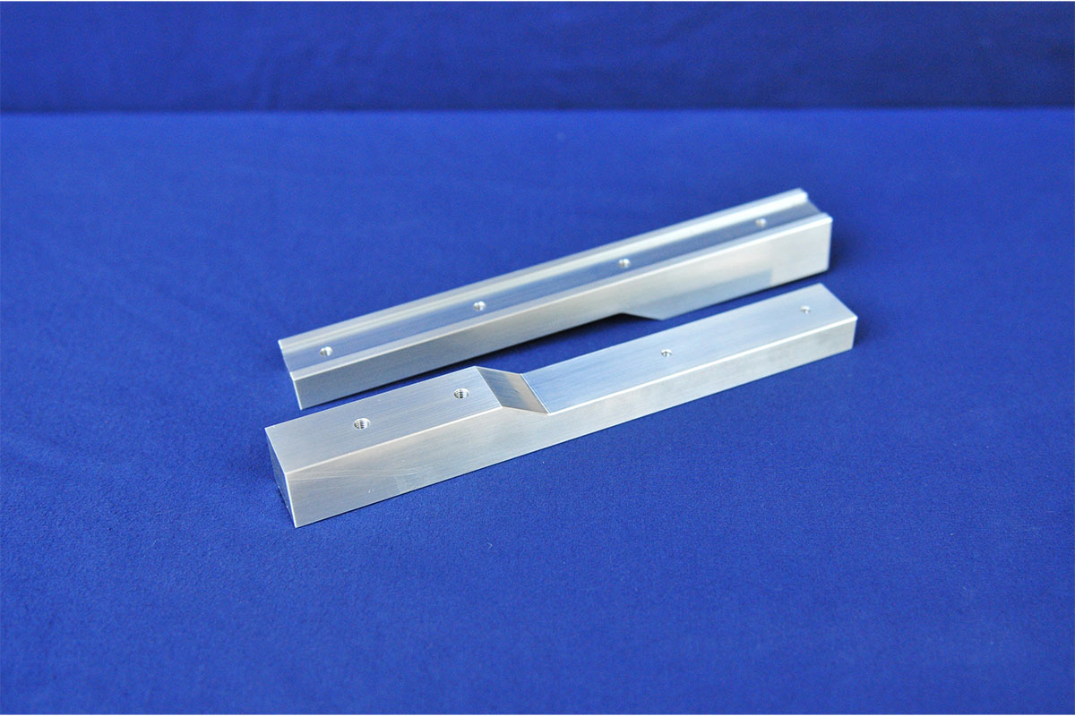 Custom aluminum CNC Machining Part - 05