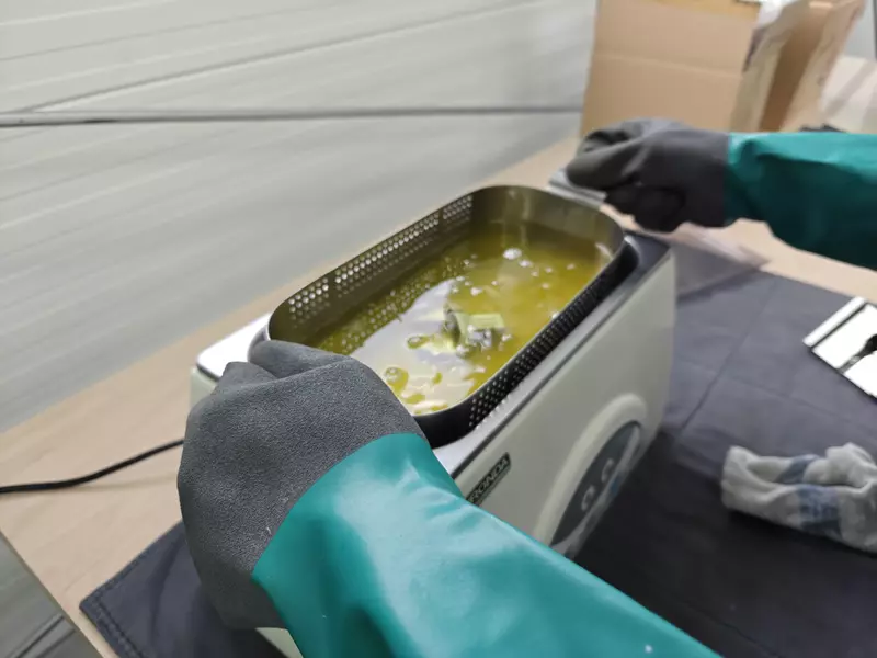 Ultraschallreinigen.webp