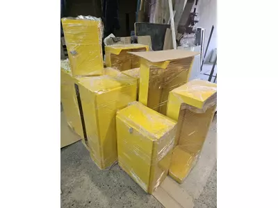 Metal cabinet for outdoor natural gas meter