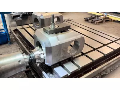 Hydraulic Cylinder Rod Eye