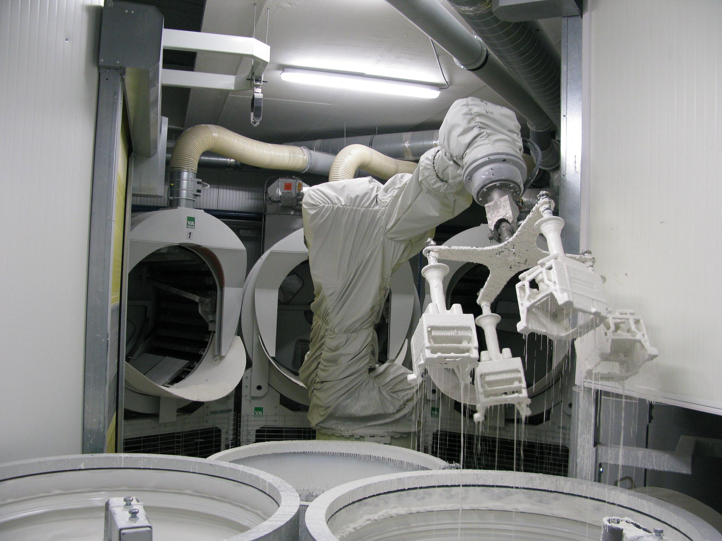 Robot used for shell making operations