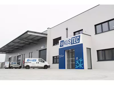 KUSTEC_02.jpg
