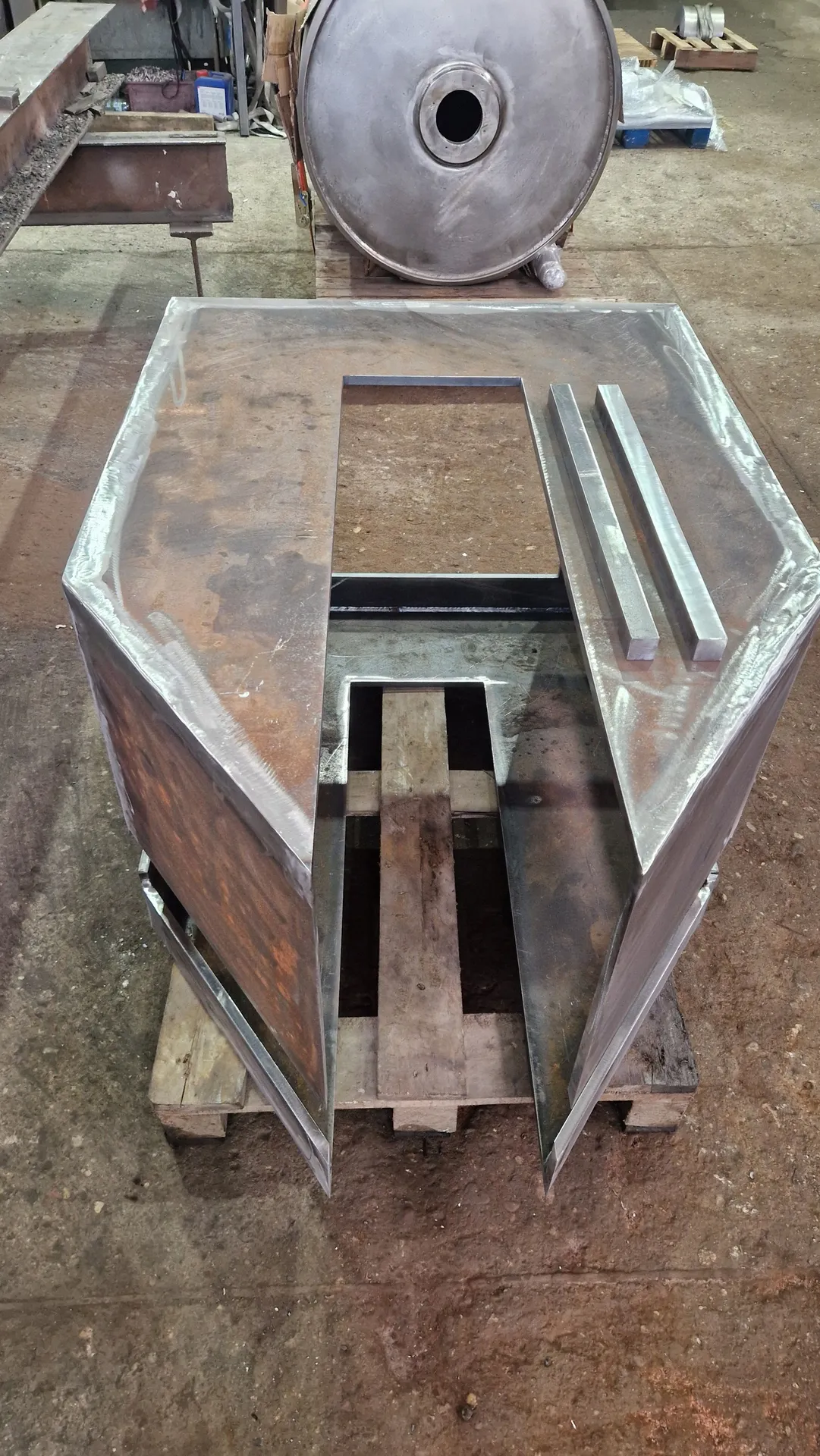 Cover - Hardox400