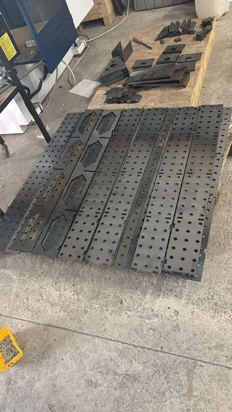 Welding table