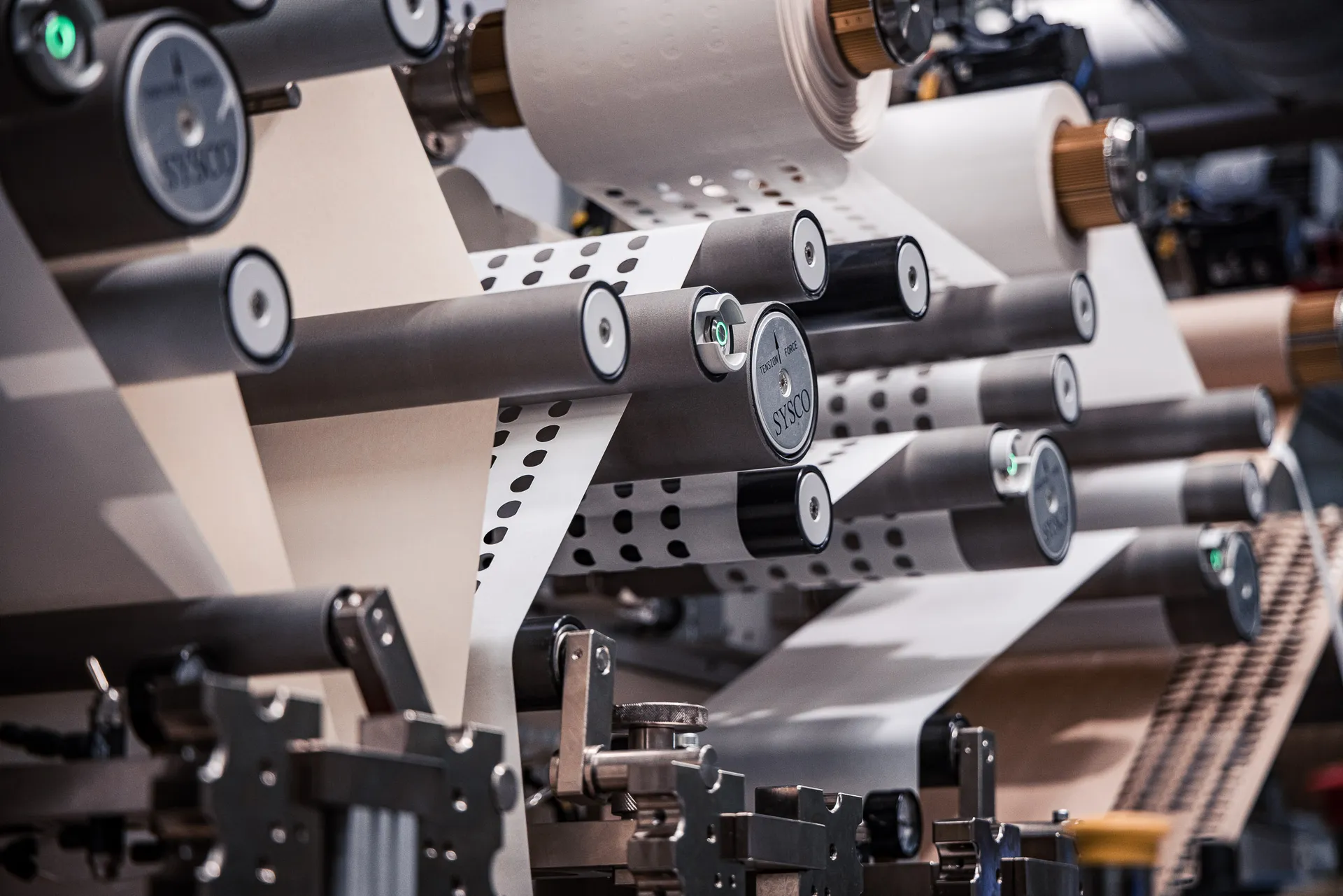 die cutting machine with raw materials