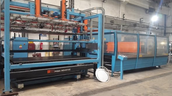 Laser Cutting Machine