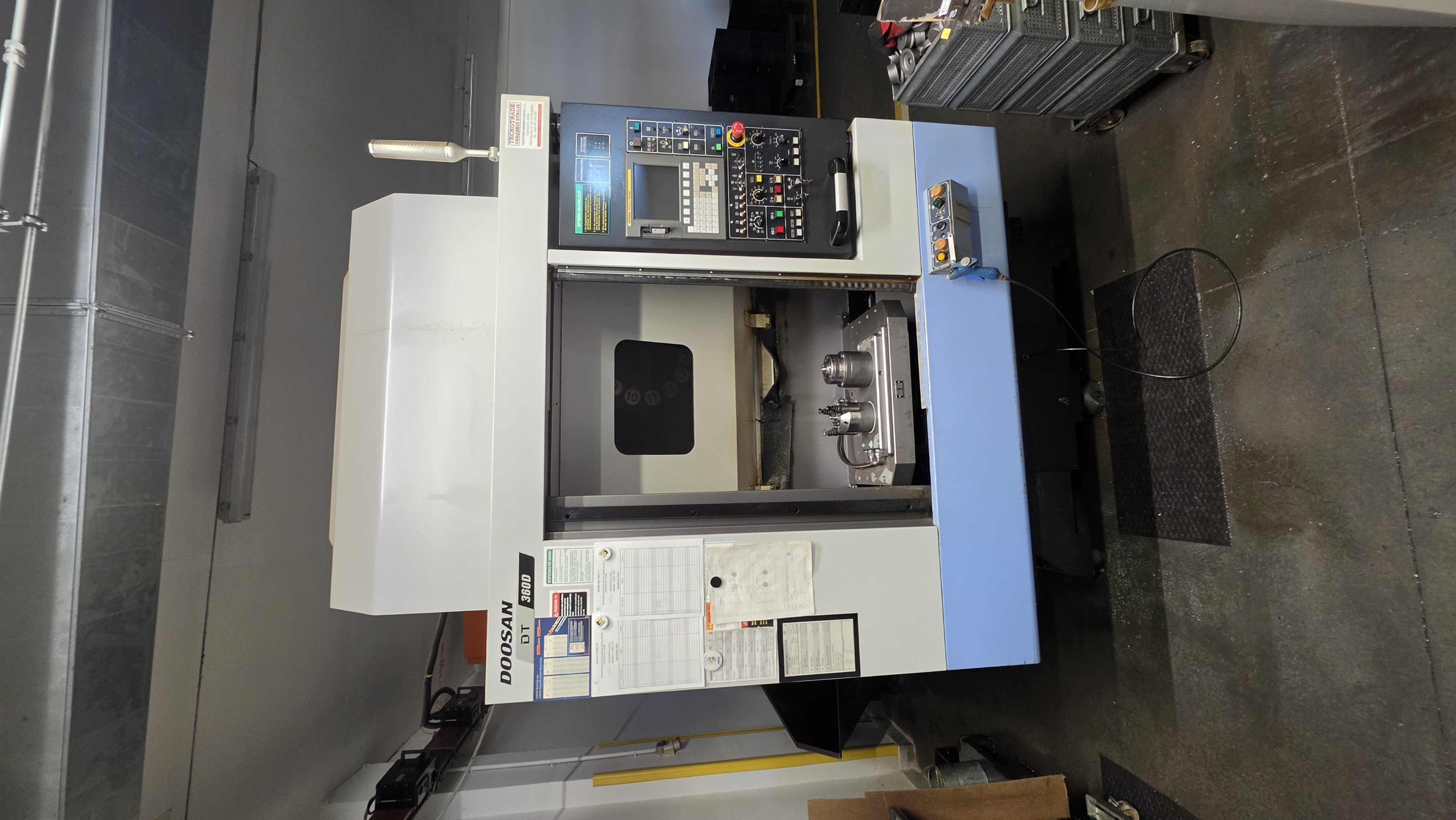 Doosan DT360D - Twin pallet