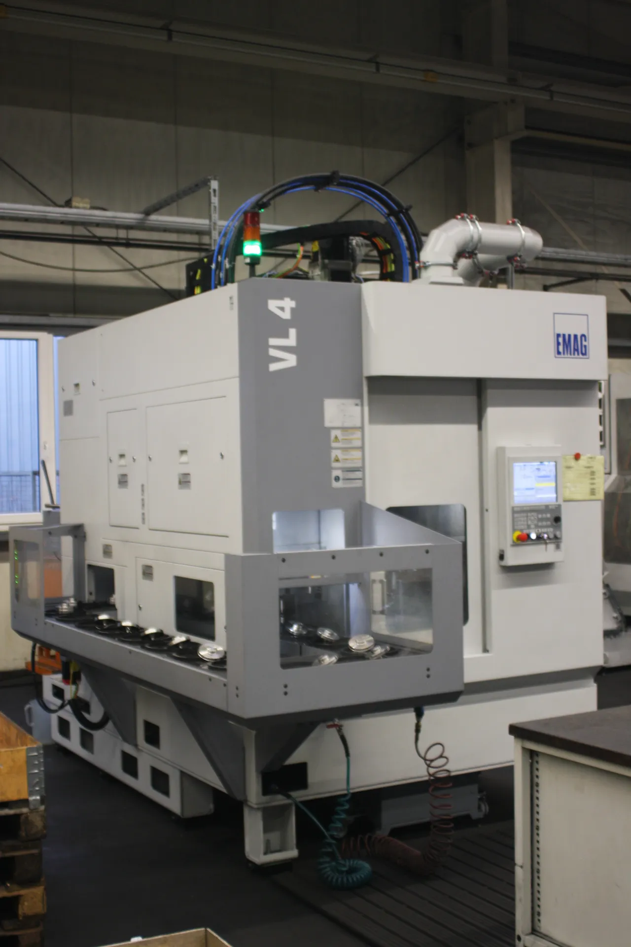 VL4